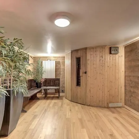 بيت للعطل Charming Chalet 5-bedroom In *